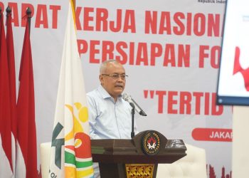 Mewakili Menteri Pemuda dan Olahraga Republik Indonesia (Menpora RI) Dito Ariotedjo, Sekretaris Menteri Pemuda dan Olahraga Republik Indonesia (Sesmenpora RI) Gunawan Suswantoro membuka Rapat Kerja Nasional (Rakernas) Komite Olahraga Masyarakat Indonesia (KORMI) Tahun 2024 dan Persiapan Festival Olahraga Masyarakat Nasional (FORNAS) VIII NTB 2025, Sabtu, (18/5) di Ruang Heritage, Gedung Kemenko PMK, Jakarta.(foto:egan/kemenpora.go.id)