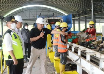 TPPAS Lulut Nambo Kabupaten Bogor beroperasi Juni 2024, kata Sekda Provinsi Jabar Herman Suryatman, Jumat (17/5/2024).