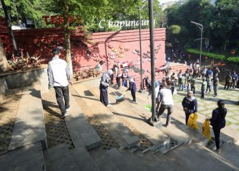 Teras Cikapundung disapu 300 orang