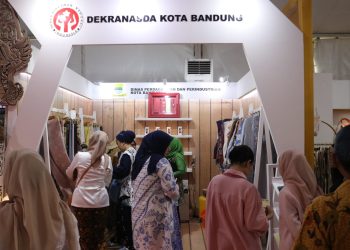 UMKM Kota Bandung tampil di HUT Dekranas 2024 di Solo Jawa Tengah.