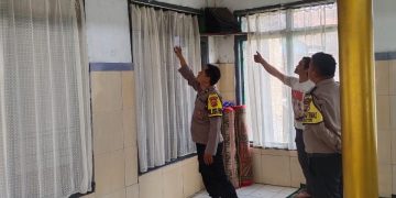 Gempa bumi M 4.2 Bandung 1 Mei 2024 pukul 10.06 merusak sebuah masjid dan rumah warga di Desa Tarumajaya Kec. Kertasari Kab.Bandung.