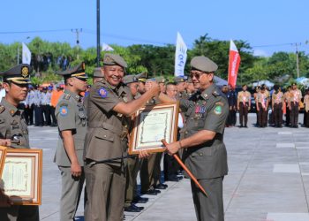 Satpol PP Kota Bandung sabet 10 penghargaan pada puncak Peringatan HUT Satpol PP dan Satlinmas Tingkat Jawa Barat Tahun 2024.