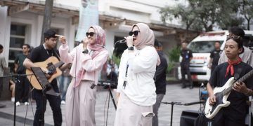 Hari pertama Braga Beken direspons baik warga, wisatawan lokal, luar kota hingga mancanegara. Braga Beken alias Bebas Kendaraan telah berdampak positif dalam penataan kawasan bersejarah ini.