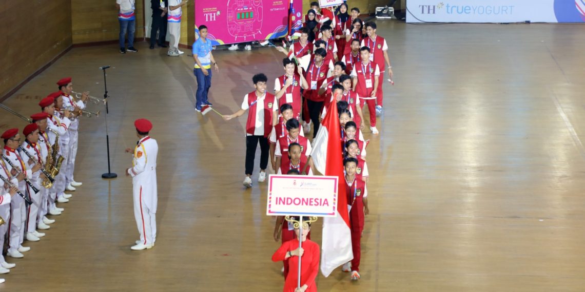 Gelaran multi-event 13th ASEAN Schools Games (ASG) 2024 di Da Nang, Vietnam resmi berakhir, Jumat (7/6). Dalam pesta olahraga para pelajar se-Asia Tenggara ini, Kontingen Indonesia berhasil finis di peringkat kedua klasemen akhir perolehan medali.(foto:putra/kemenpora.go.id)