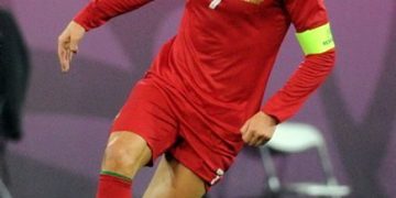 – Euro 2024 akhir penampilan Ronaldo bagi Timnas Portugal? Pemain bintang itu berpeluang menutup karir internasional di Euro 2024 di Jerman dengan prestasi manis setidaknya di level Eropa.