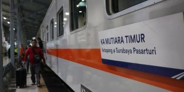 KA Mutiara Timur Surabaya Pasar Turi – Ketapang PP kembali dioperasikan PT Kereta Api Indonesia (Persero).