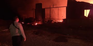 Gudang terasi di Cirebon terbakar, lokasinya tepatnya di Desa Rawaurip Kecamatan Pangenan Kabupaten Cirebon.