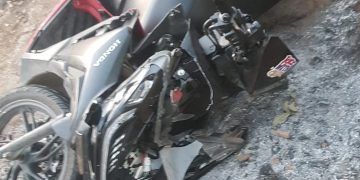 Kecelakaan di Cirebon, motor tabrak bagian belakang mobil. Peristiwa itu terjadi di Senin 17 Juni 2024 sekitar Pukul 17.00 WIB di Desa Pelayangan Kecamatan Gebang Kabupaten Cirebon.