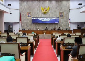 Realisasi pendapatan daerah Kabupaten Garut tahun 2023 mencapai 98,30%, kata Pj Bupati Barnas Adjidin
