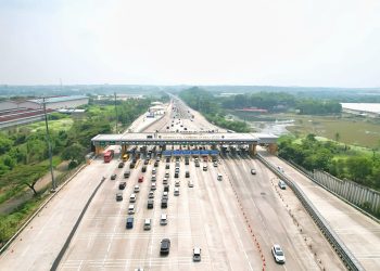 Mudik Iduladha 2024, sebanyak 842.227 akan tinggalkan Jabotabek, ungkap siaran pers PT Jasa Marga (Persero) Tbk. Jasa Marga mengatakan hal itu akan terjadi selama lima hari yaitu pada Jumat (14/06) hingga Selasa (18/06).