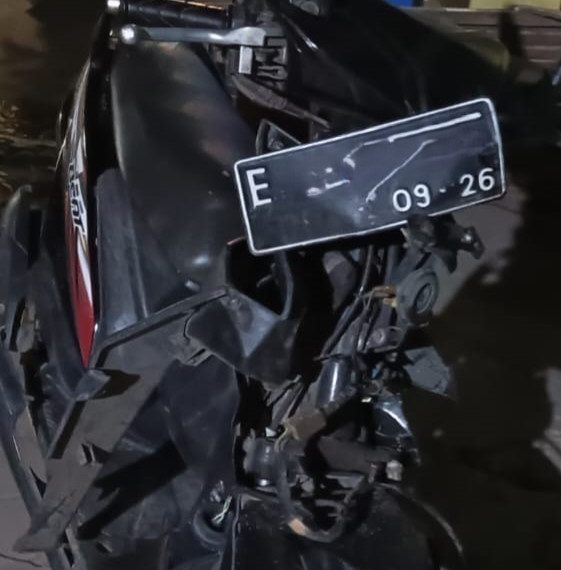 Tabrakan motor di Cirebon, tepatnya di jalan raya Kelurahan Perbutulan Kecamatan Sumber Kabupaten Cirebon Jawa Barat.