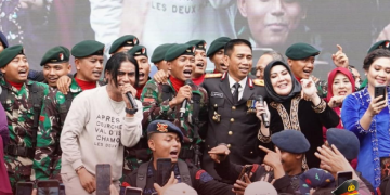 Polda Jabar gelar Pesta Rakyat di HUT Bhayangkara ke-78, ribuan masyarakat antusias datang pada HUT Polri yang jatuh pada Senin 1 Juli 2024 ke Gasibu Bandung.