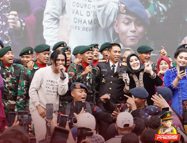 Polda Jabar gelar Pesta Rakyat di HUT Bhayangkara ke-78, ribuan masyarakat antusias datang pada HUT Polri yang jatuh pada Senin 1 Juli 2024 ke Gasibu Bandung.