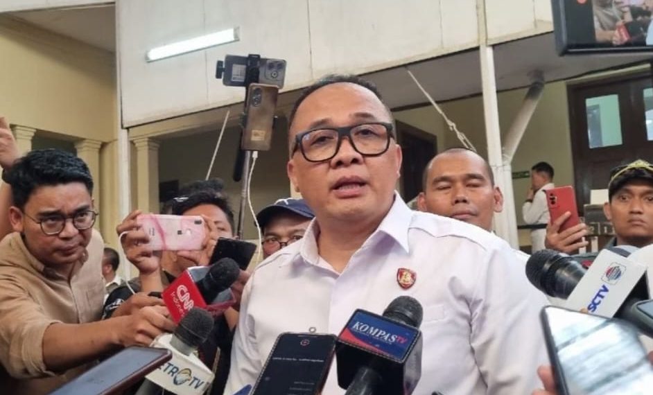 Kepala Bidang Hukum (Kabidkum) Polda Jabar bersama tim hukumnya menghadiri sidang gugatan praperadilan Pegi Setiawan, tersangka kasus pembunuhan Vina dan Eky, Senin (01/07/2024).