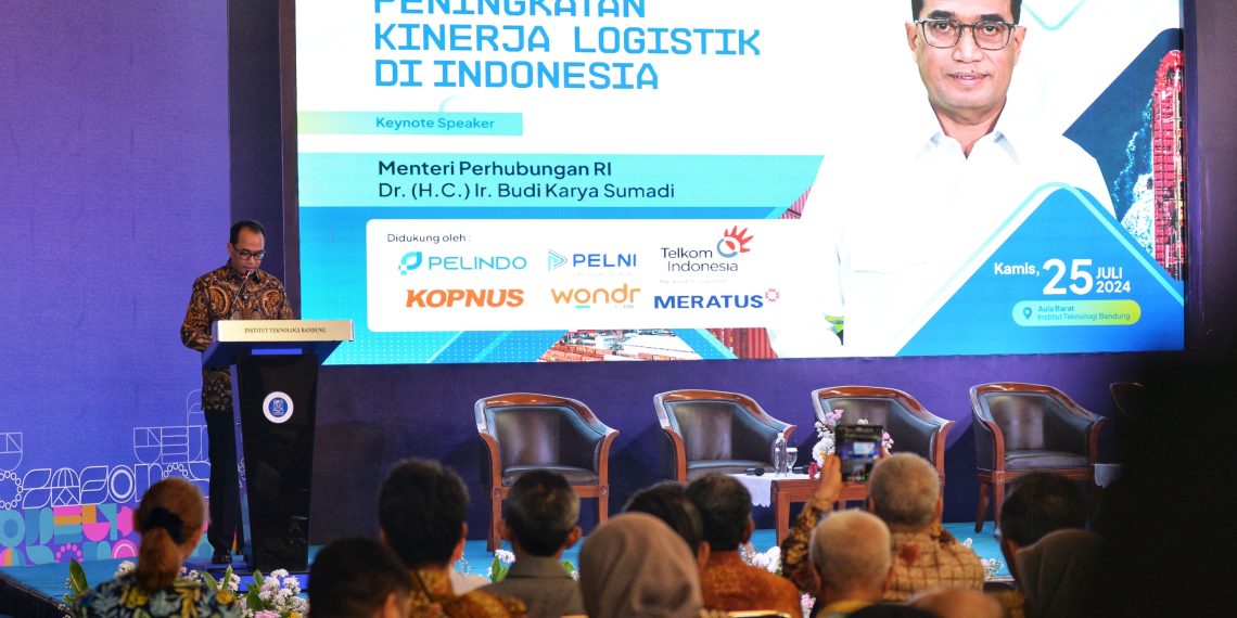 Pemerintah Indonesia targetkan penurunan biaya logistik dari 14,29% menjadi 8% dari Produk Domestik Bruto (PDB) sebagai langkah untuk mendorong pertumbuhan ekonomi yang lebih efisien dan kompetitif. (FOTO: Humas Kemenhub)