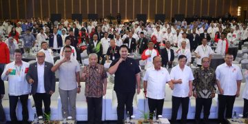 Menteri Pemuda dan Olahraga (Menpora) RI Dito Ariotedjo menegaskan penyelenggaraan Pekan Olahraga Nasional (PON) ke-21 di Aceh dan Sumut harus sukses secara penyelenggaraan, prestasi, dan administrasi. Penegasan itu disampaikannya saat membuka Rapat Kerja Nasional (Rakernas) Komite Olahraga Nasional Indonesia (KONI) tahun 2024 di ballroom Hotel Pullman Podomoro City, Rabu (3/7) pagi.(foto:herry/kemenpora.go.id)