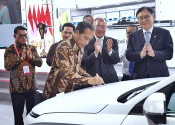 Peresmian Ekosistem Baterai dan Kendaraan Listrik Korea Selatan di Indonesia: Visi Menjadi Kenyataan di PT Hyundai LG Indonesia (HLI) Green Power, Kabupaten Karawang, Provinsi Jawa Barat, Rabu, (03/07/2024). (Foto: Humas Setkab/Oji)