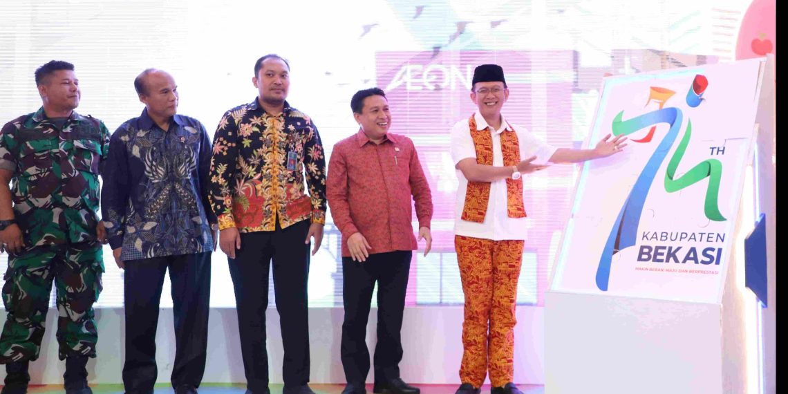 Pj Bupati Bekasi Luncurkan Logo dan Tema Hari Jadi Kabupaten ke-74