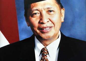 Hamzah Haz, Wapres Indonesia Ke-9 Wafat di usia 84 tahun. Hamzah Haz lahir 15 Februari 1940. Dilaporkan wafat pada 24 Juli 2024 di usia 84 tahun.