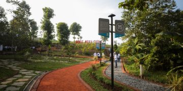 Jogging trek Bukit Mbah Garut