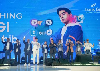 bank bjb, sebagai salah satu bank terkemuka di Indonesia, mengambil langkah strategis dengan memperkenalkan pembaharuan aplikasi DIGI bank bjb yang bertujuan untuk menghadirkan layanan perbankan yang adaptif terhadap kebiasaan baru nasabah dalam bertransaksi. Aplikasi ini secara resmi diperkenalkan pada Jumat (19/7) di Pullman Bandung Grand Central.