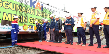 PT Kereta Api Indonesia (Persero) telah melaksanakan uji coba penggunaan bahan bakar B40 untuk kereta api, dengan dukungan dari Kementerian Energi dan Sumber Daya Mineral (ESDM). Uji coba ini dilakukan di Stasiun Lempuyangan, Yogyakarta pada hari Senin (22/7), menggunakan KA Bogowonto yang melayani rute Lempuyangan - Pasar Senen.