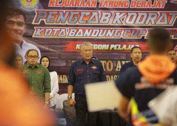 Penjabat Wali Kota Bandung, Bambang Tirtoyuliono apresiasi kejuaraan Tarung Derajat Pengcab Kodrat Kota Bandung Cup 2024 Kategori Pelajar.