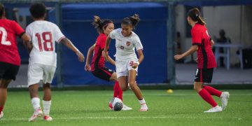Tim nasional wanita Indonesia terus menunjukkan perkembangan setelah menjalani laga uji coba internasional melawan Hong Kong, Kamis (11/7) di Stadion Hong Kong Football Club, sore hari.