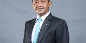 Bahlil Lahadalia diangkat jadi Menteri Energi dan Sumber Daya Mineral dalam proses pengangkatan dan pemberhentian pejabat negara pada Kabiten Indonesia Maju di Istana Negara Senin 19 Agustus.