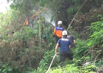 Kebakaran lahan di Kabupaten Sumedang.(FOTO: Humas Pemkab Sumedang)