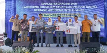bank bjb berkolaborasi dengan SMK Negeri 4 Kota Bandung, bersama Otoritas Jasa Keuangan (OJK), dan PT Curaweda Palagan Innotech, meluncurkan Program Ekosistem Keuangan Inklusif Digital berbasis AI yang dilaksanakan di SMK Negeri 4 Kota Bandung, Selasa, 6 Agustus 2024.