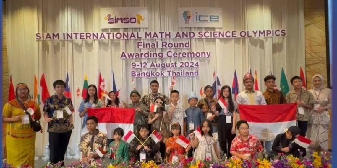 Kontingen Indonesia di Siam International Math and Science Olympics 2024.(FOTO: Kemlu)