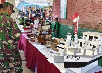 Lomba balap perahu mewarnai peringatan HUT ke-79 Republik Indonesia di Sungai Cipeles, Kelurahan Talun Kecamatan Sumedang Utara 11 Agustus 2024.(FOTO: Humas Pemkab Sumedang)