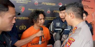 Sahir (24), pelaku pembunuhan terhadap istrinya, Zakilah Indri Winata (21), yang mayatnya ditemukan di kamar rumahnya Kelurahan Setiamanah, Kecamatam Cimahi Tengah, Kota Cimahi, setelah 7 hari dibunuh.(Foto:Istimewa).