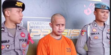 Samsul Hayatuloh, pelaku penipuan si 'raja tega' membawa kabur puluhan sepeda motor, diringkus Satreskrim Polres Tasikmalaya Kota
(Foto:Istimewa).