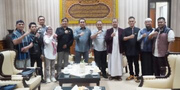 Silaturahmi Pj Bupati Sumedang Yudia Ramli dengan juru sembelih halal.(FOTO: Humas Pemkab Sumedang)