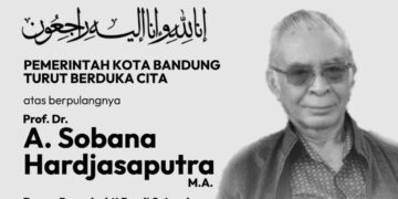 Prof Dr A Sobana Hardjasaputra MA, Guru Besar Universitas Padjadjaran yang juga sebagai sejarawan senior meninggal dunia.(IMAGE: Humas Pemkot Bandung)