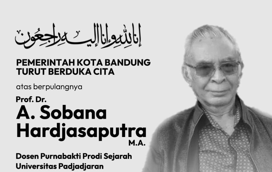 Prof Dr A Sobana Hardjasaputra MA, Guru Besar Universitas Padjadjaran yang juga sebagai sejarawan senior meninggal dunia.(IMAGE: Humas Pemkot Bandung)