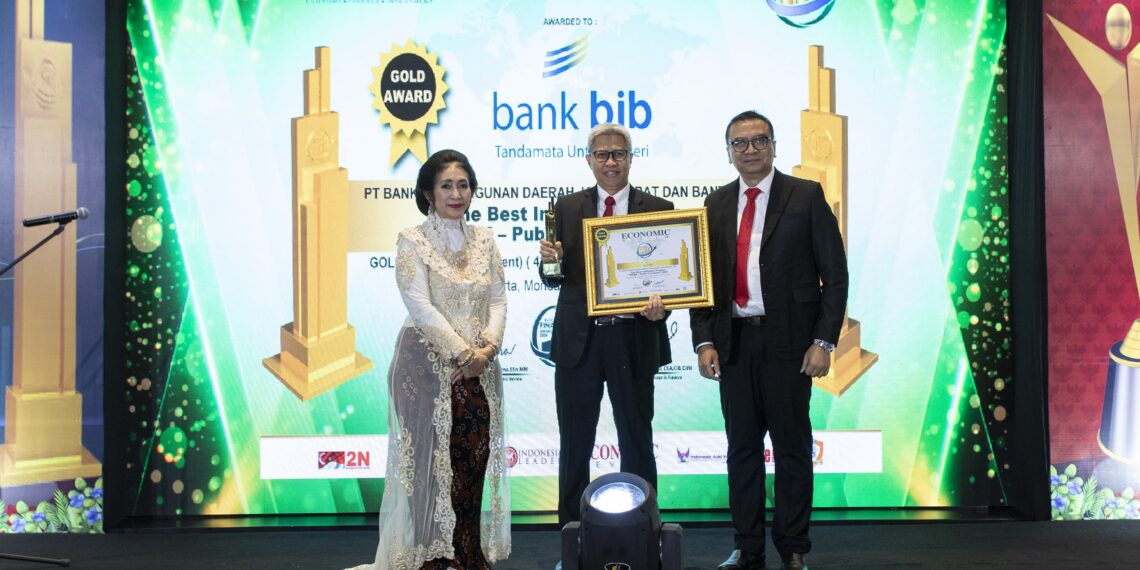 bank bjb raih penghargaan Indonesia Finance Award dan Indonesia Leader Award 2024