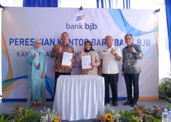 Pembukaan Kantor Cabang Pembantu (KCP) UNJAYA merupakan upaya bank bjb meningkatkan kinerja operasionalnya serta memberikan kemudahan dan kenyamanan lebih kepada nasabah. Kantor baru ini terletak di Jl. Ringroad Barat No. 54, Gamping Kidul, Sleman, Yogyakarta, yang merupakan lokasi strategis dan mudah diakses.