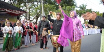 Tradisi Babarit di Kuningan