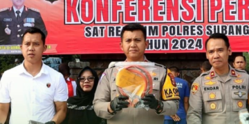 Kapolres Subang, AKBP Ariek Indra Sentanu, dalam konferensi pers di Mapolres Subang, menyatakan bahwa tersangka utama adalah MSR, yang merupakan pemilik usaha dan penyedia bahan baku serta peralatan untuk pengoplosan gas tersebut.