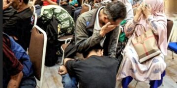 Para orangtua turut dipanggil saat para pelajar berseteru dari dua sekolah berbeda dikumpulkan dan diberikan pembinaan di Mapolres Sukabumi, pasca kasus pembacokan tewaskan pelajar di Sukabumi.(Foto:Istimewa).