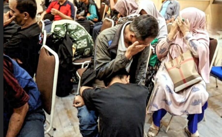 Para orangtua turut dipanggil saat para pelajar berseteru dari dua sekolah berbeda dikumpulkan dan diberikan pembinaan di Mapolres Sukabumi, pasca kasus pembacokan tewaskan pelajar di Sukabumi.(Foto:Istimewa).