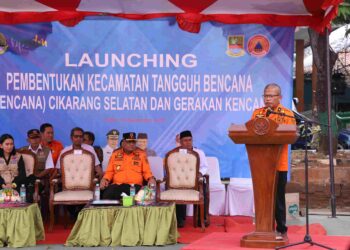 Pemkab Bekasi melalui Badan Penanggulangan Bencana Daerah (BPBD) Kabupaten Bekasi, Melaunching Kecamatan Tangguh Bencana (Kencana) dan Gerakan 23 wilayah Kencana. Bertempat di Halaman Kantor Kecamatan Cikarang Selatan. Pada Kamis, (18/09/2024). FOTO : ENDAR RAZIQ B / Newsroom DISKOMINFOSANTIK.