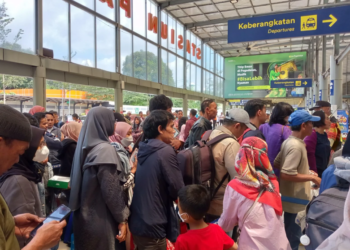 PT Kereta Api Indonesia (Persero) telah mengumumkan penambahan kapasitas tempat duduk dengan menambahkan 1 hingga 2 gerbong pada sejumlah rangkaian kereta api yang berangkat dari Jakarta.