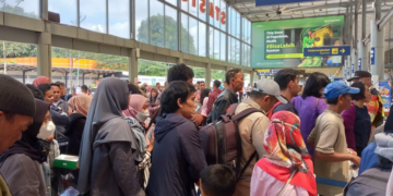 PT Kereta Api Indonesia (Persero) telah mengumumkan penambahan kapasitas tempat duduk dengan menambahkan 1 hingga 2 gerbong pada sejumlah rangkaian kereta api yang berangkat dari Jakarta.