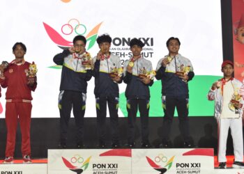 Tim Free Fire Esport Jawa Barat sukses menyabet medali emas PON XXI Aceh - Sumut 2024 usai berhasil mengumpulkan total 212 poin, Minggu 15 September 2024.