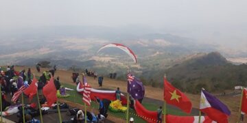 Sebanyak 100 pilot dari 14 negara akan berpartisipasi dalam West Java Paragliding Championship 2024 yang akan diadakan di Kabupaten Sumedang.