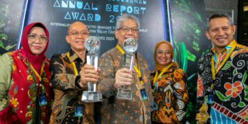 Berkat penerapan GCG yang konsisten dan menyeluruh, bank bjb bersama anak usahanya bank bjb Syariah meraih penghargaan bergengsi dalam ajang Annual Report Award (ARA) 2023. bank bjb meraih kategori BUMD Keuangan dan bank bjb Syariah kategori Syariah Keuangan. Kegiatan diselenggarakan oleh Otoritas Jasa Keuangan (OJK), Kementerian Koordinator Bidang Perekonomian, Kementerian BUMN, Direktorat Jenderal Pajak-Kementerian Keuangan, Bursa Efek Indonesia (BEI), Kliring Penjaminan Efek Indonesia (KPEI), Kustodian Sentral Efek Indonesia (KSEI), Komite Nasional Kebijakan Governance (KNKG) dan Ikatan Akuntan Indonesia (IAI).